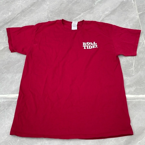 Unisex Gildan University of Alabama Class of 2018 Roll Tide Short Sleeve Shirt - Picture 1 of 13